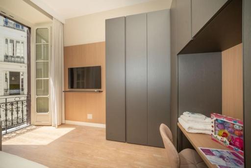 Piazza Amore Napoli Luxury Apartment Nel Cuore Di Napoli Luaran gambar