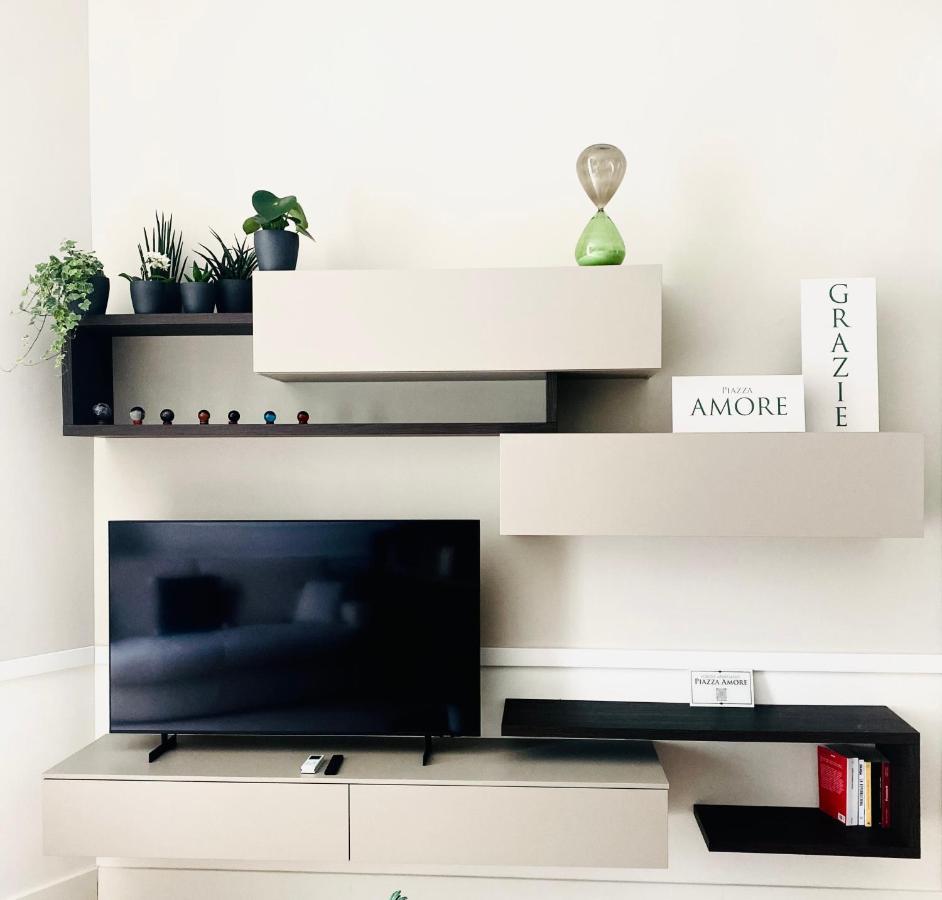 Piazza Amore Napoli Luxury Apartment Nel Cuore Di Napoli Luaran gambar