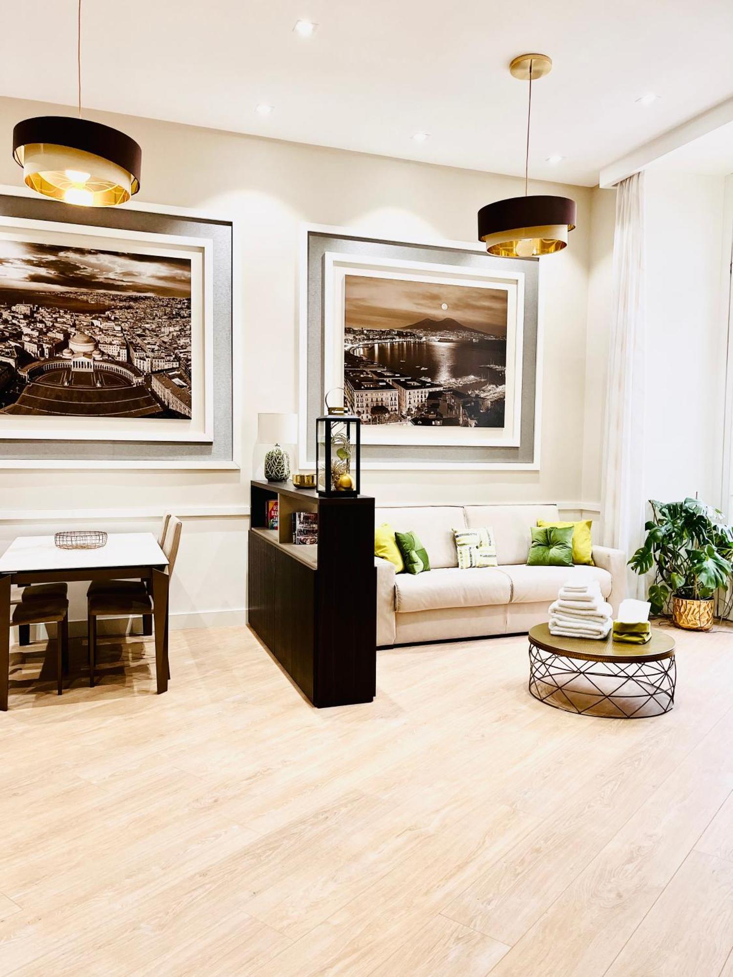 Piazza Amore Napoli Luxury Apartment Nel Cuore Di Napoli Luaran gambar